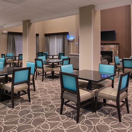 Holiday Inn Express & Suites Bakersfield Airport By Ihg Zewnętrze zdjęcie