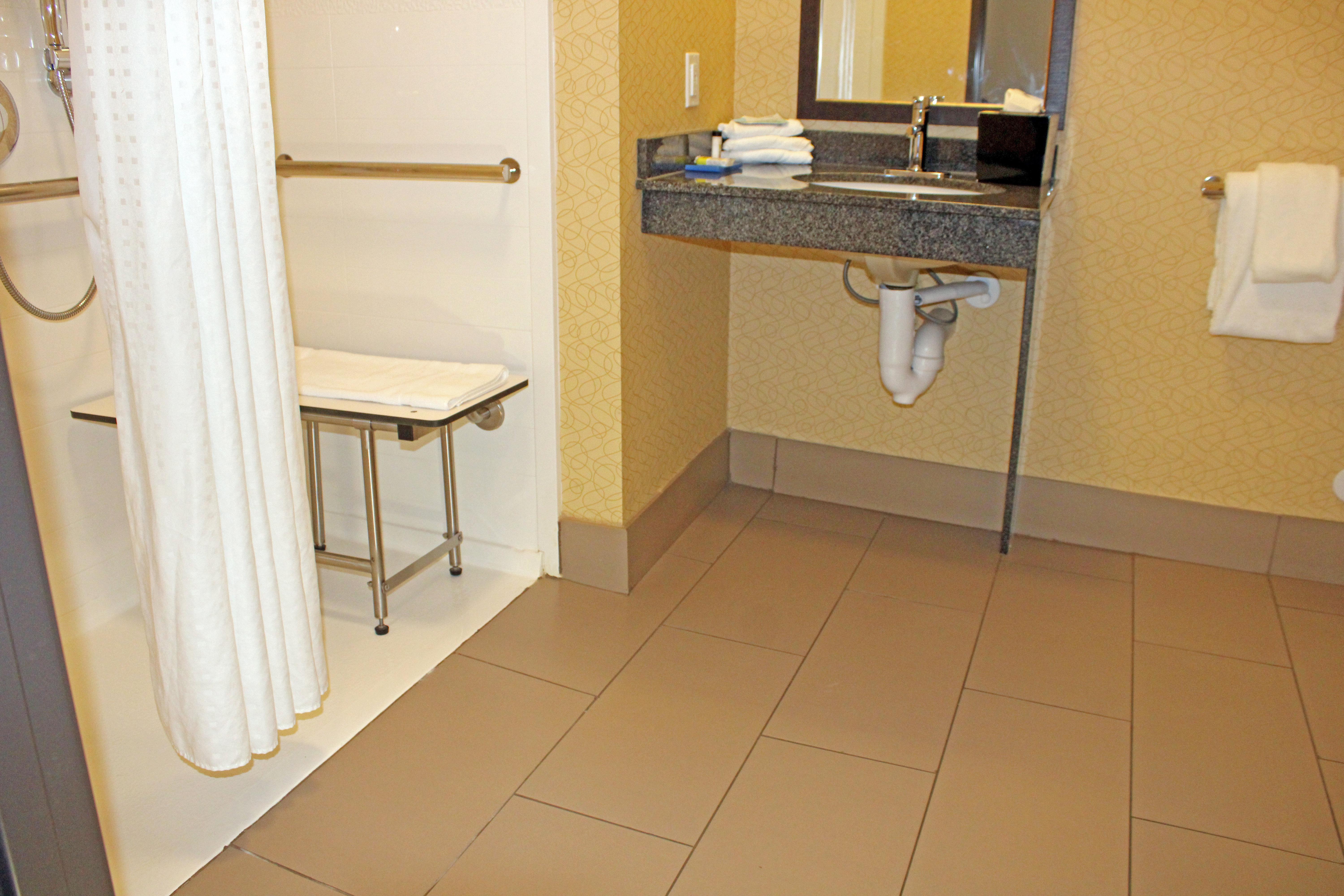 Holiday Inn Express & Suites Bakersfield Airport By Ihg Zewnętrze zdjęcie