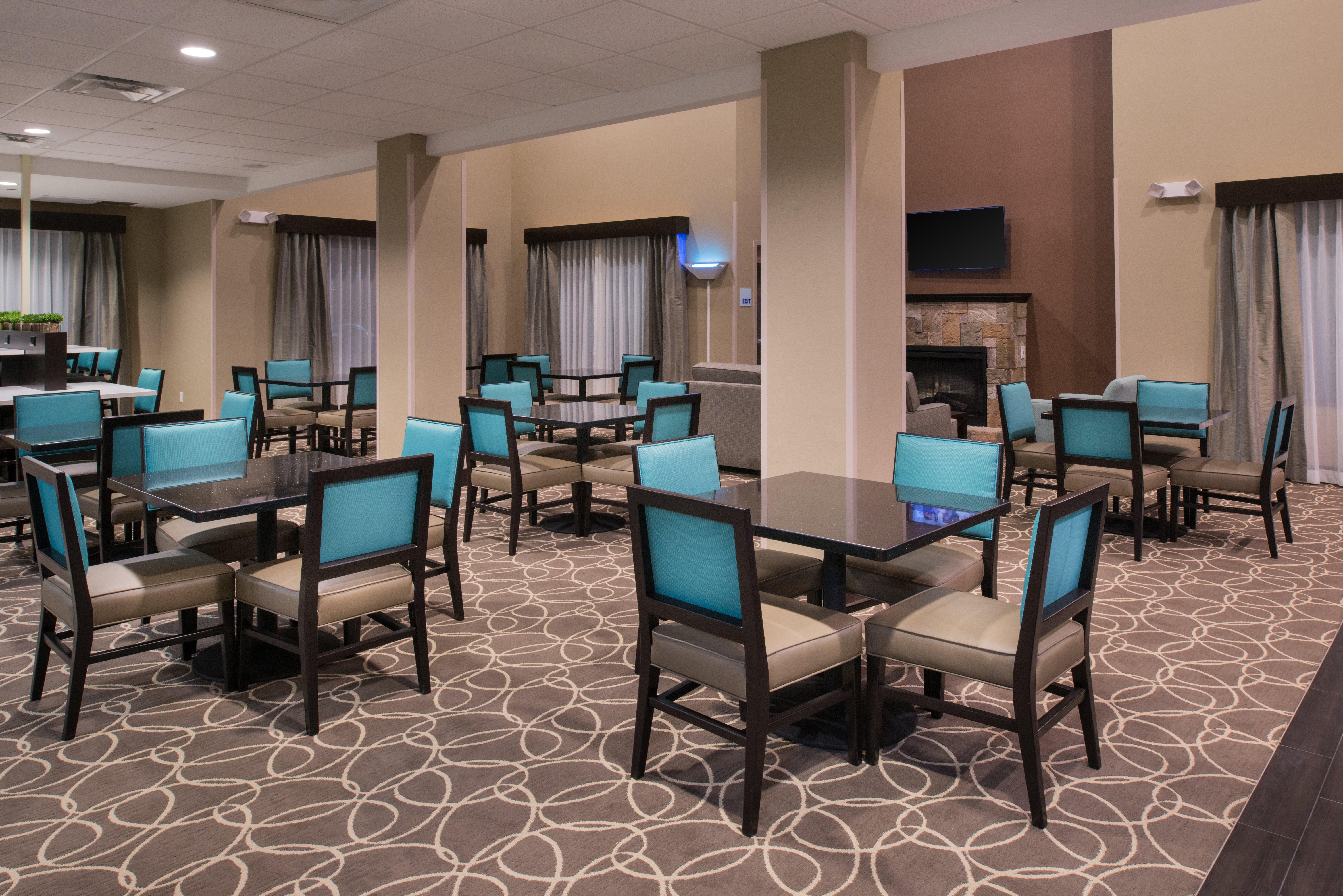 Holiday Inn Express & Suites Bakersfield Airport By Ihg Zewnętrze zdjęcie