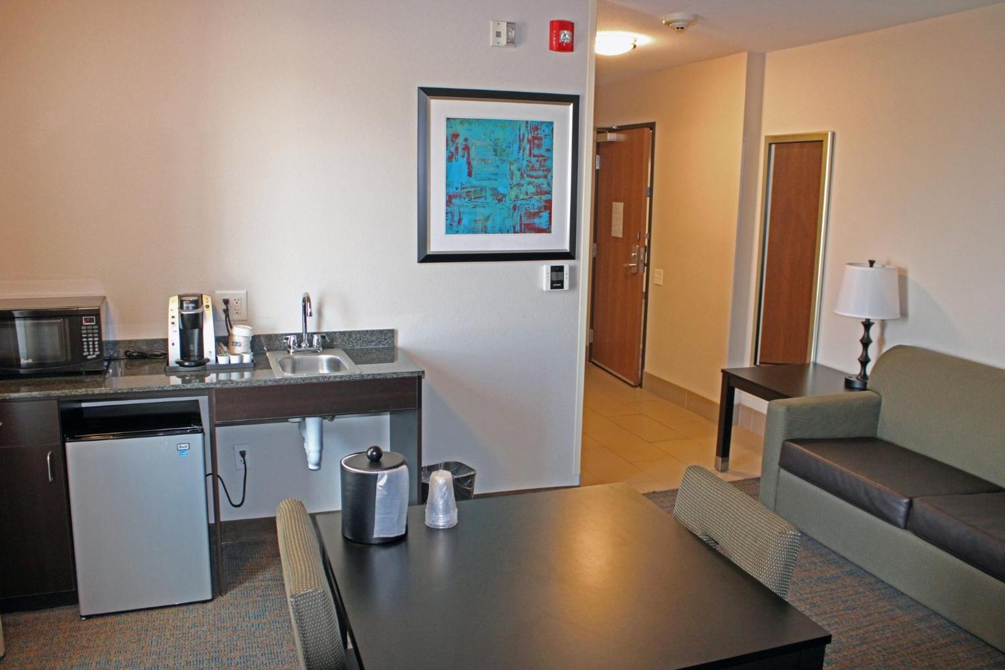 Holiday Inn Express & Suites Bakersfield Airport By Ihg Zewnętrze zdjęcie