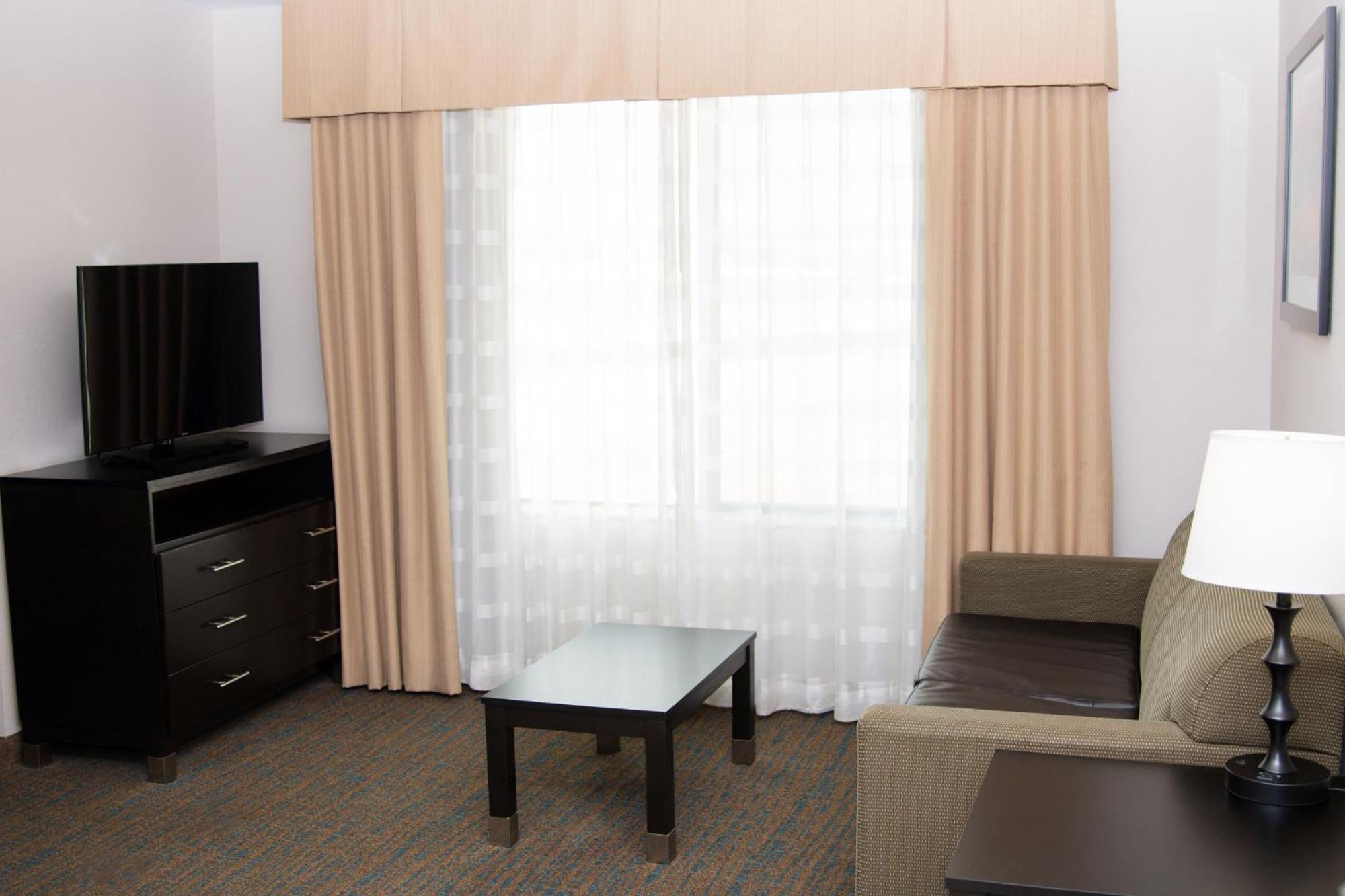 Holiday Inn Express & Suites Bakersfield Airport By Ihg Zewnętrze zdjęcie