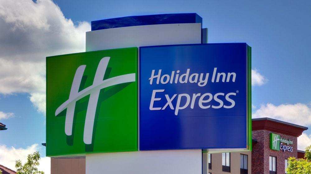 Holiday Inn Express & Suites Bakersfield Airport By Ihg Zewnętrze zdjęcie